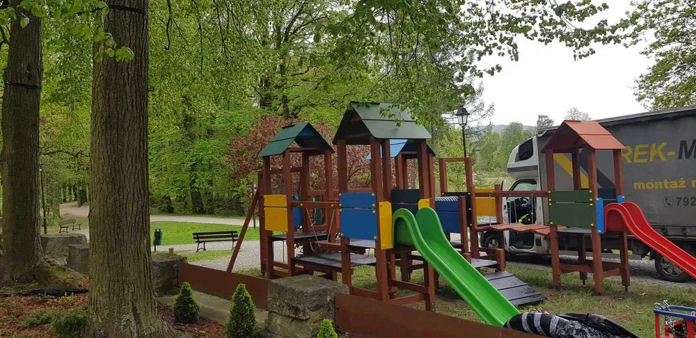 Žaidimų aikštelė "Milžinų kalnas"