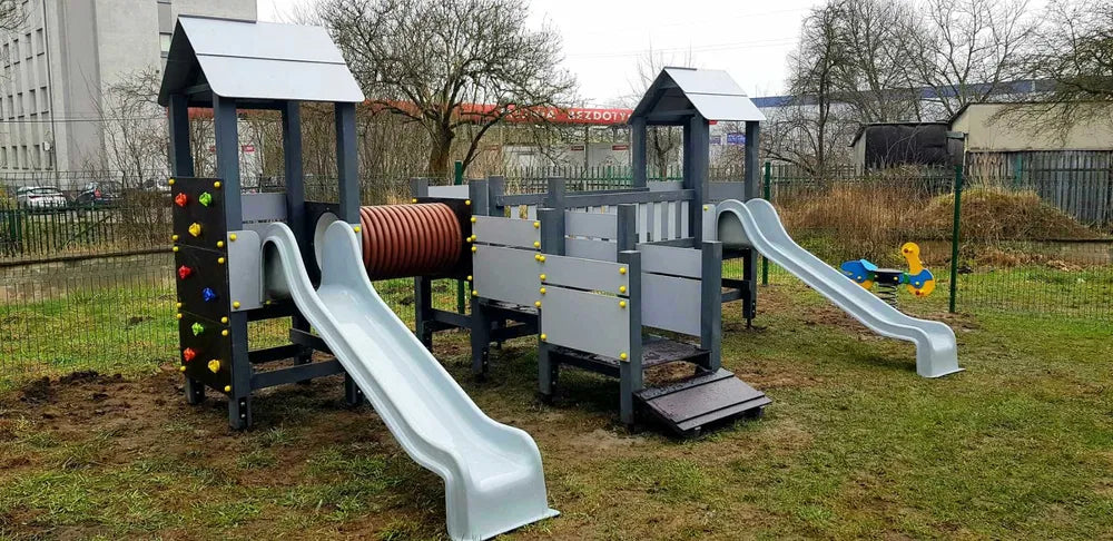 Vaikų žaidimų aikštelė "Mažiesiems"