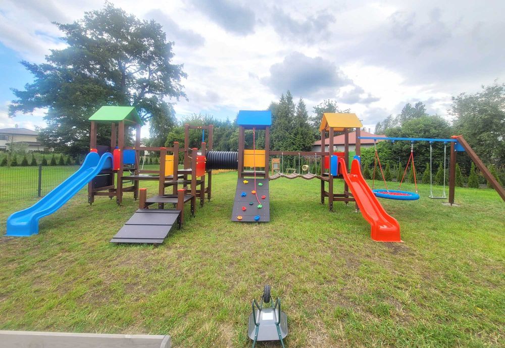 Žaidimų aikštelė ``Vaivorykštė 2``