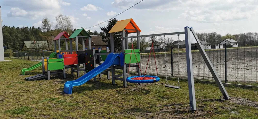 Žaidimų aikštelė "Spalvota Pilis"